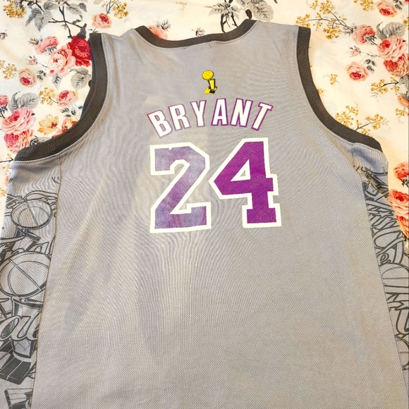 Vintage Kobe Bryant jersey #24 size 14/16 The Finals 2010 rare - Picture 2 of 7